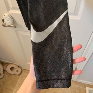 Like new - nike leggings